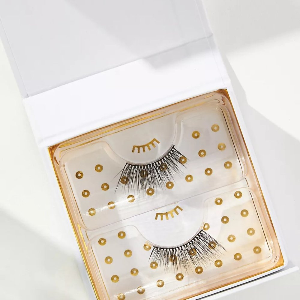 3/$30 Battington Lashes Monroe 3D Silk Lashes and Glue Kit